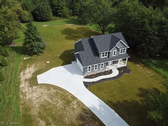 1227 Bell Road, Chagrin Falls, OH 44022