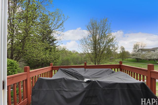 703 Owl Creek Lane, Gurnee, IL 60031