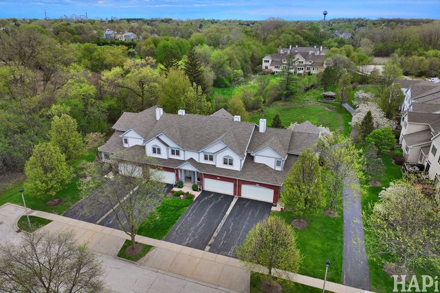 703 Owl Creek Lane, Gurnee, IL 60031