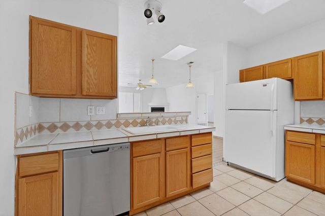 235 Glenridge Park Lane NE, Albuquerque, NM 87123