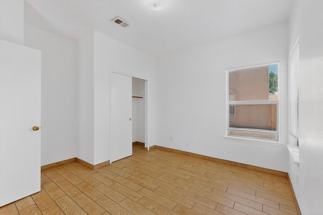 235 Glenridge Park Lane NE, Albuquerque, NM 87123