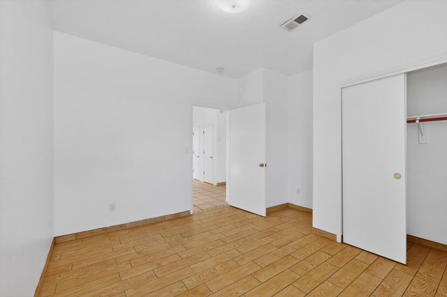 235 Glenridge Park Lane NE, Albuquerque, NM 87123