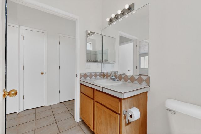 235 Glenridge Park Lane NE, Albuquerque, NM 87123
