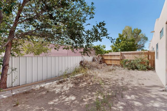 235 Glenridge Park Lane NE, Albuquerque, NM 87123