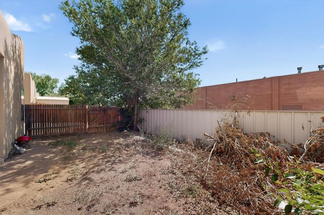 235 Glenridge Park Lane NE, Albuquerque, NM 87123