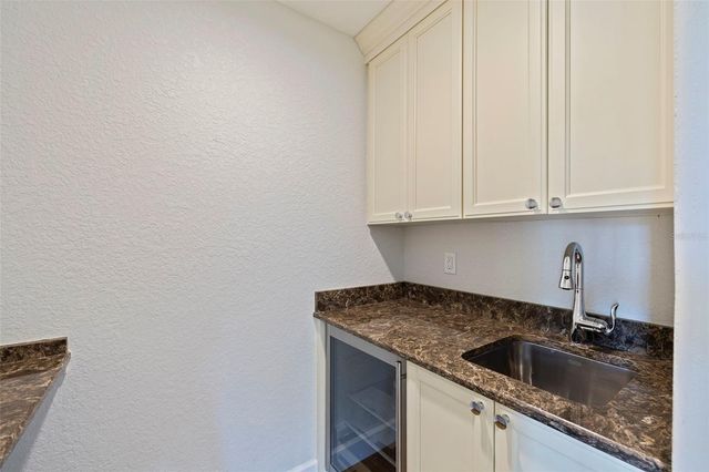 1101 JUNGLE AVENUE N, St Petersburg, FL 33710