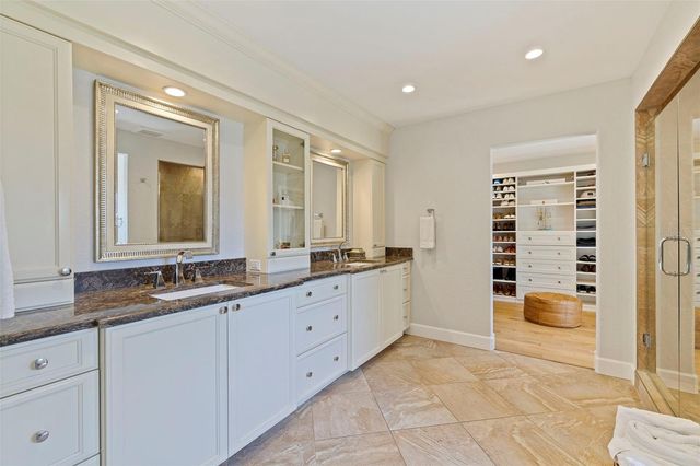 1101 JUNGLE AVENUE N, St Petersburg, FL 33710