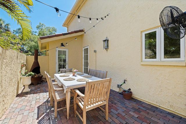 1101 JUNGLE AVENUE N, St Petersburg, FL 33710