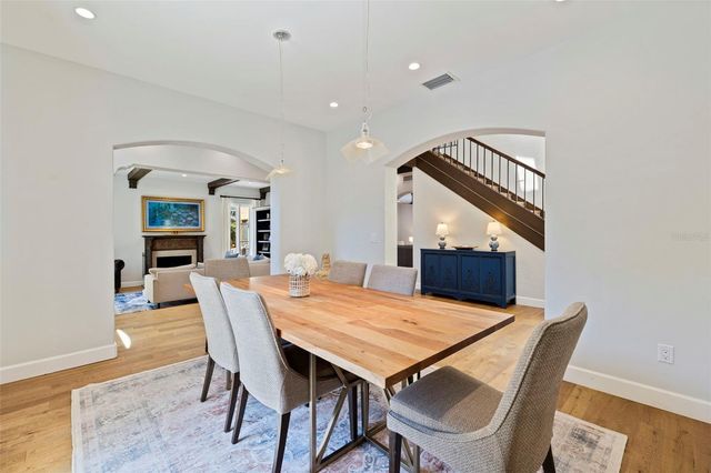 1101 JUNGLE AVENUE N, St Petersburg, FL 33710