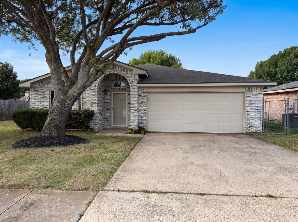 10304 Pondwood Drive, Dallas, TX 75217