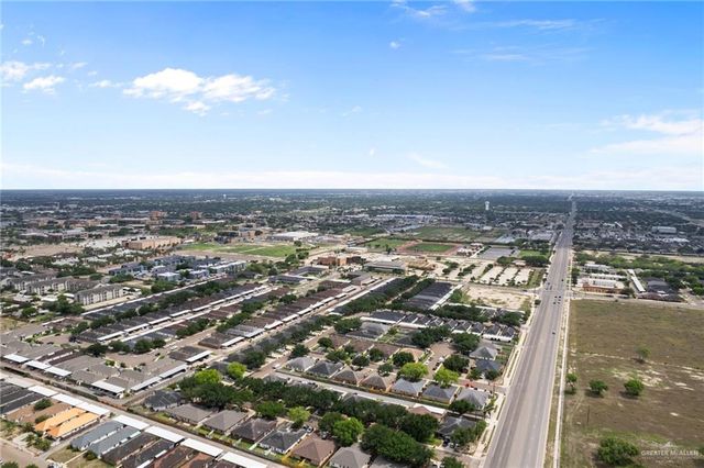 1014 N Cross Lane, Edinburg, TX 78541