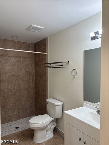 1117 SW 8th PL, Cape Coral, FL 33991