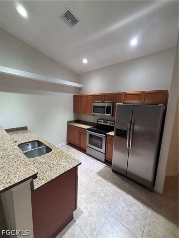 1117 SW 8th PL, Cape Coral, FL 33991
