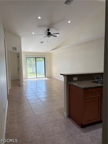 1117 SW 8th PL, Cape Coral, FL 33991