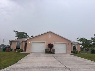 1117 SW 8th PL, Cape Coral, FL 33991