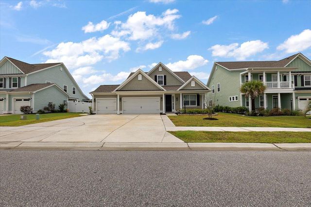 656 Yellow Leaf Lane, Summerville, SC 29486