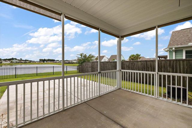 656 Yellow Leaf Lane, Summerville, SC 29486