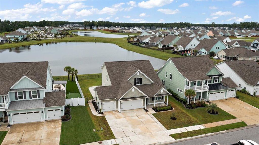 Image 42 of property listing at 656 Yellow Leaf Lane, Summerville, SC 29486