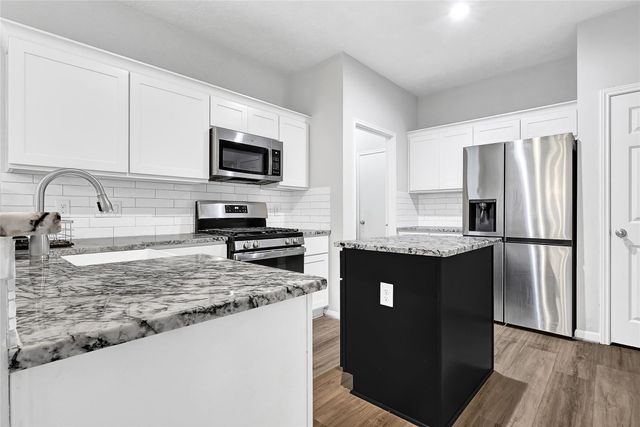 16215 Cairngorm Avenue, Houston, TX 77095