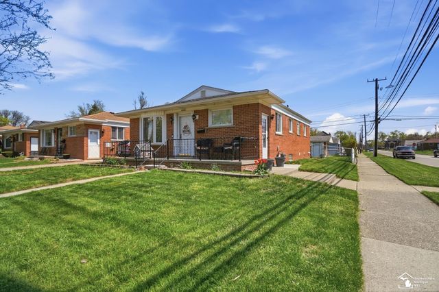 5902 N Lafayette Street, Dearborn Heights, MI 48127