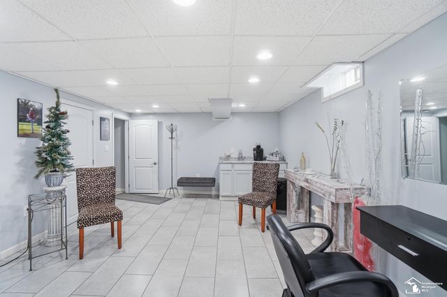 5902 N Lafayette Street, Dearborn Heights, MI 48127
