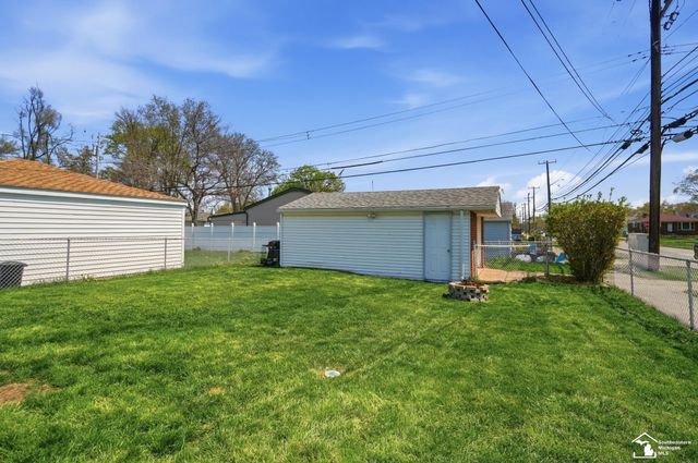 5902 N Lafayette Street, Dearborn Heights, MI 48127