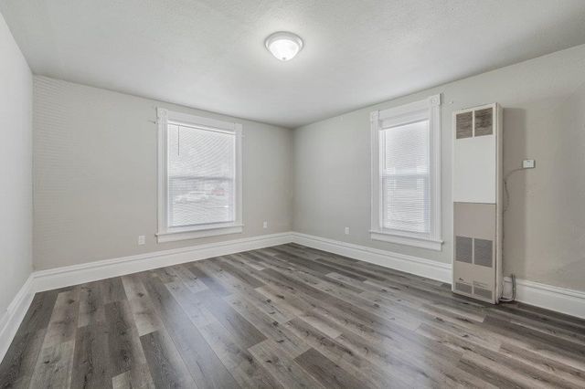 218 E Baldwin Ave, Spokane, WA 99207