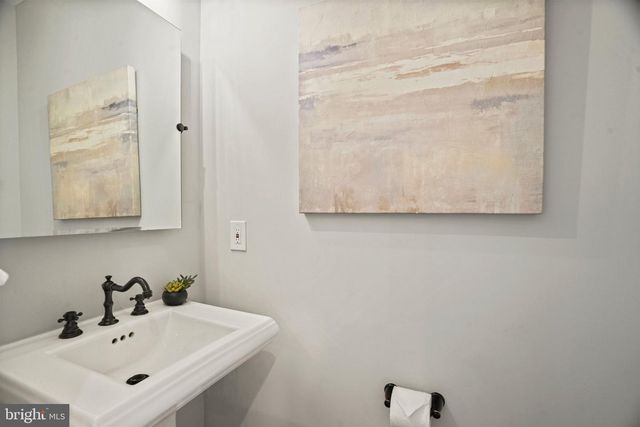 131 S ST NW, Washington, DC 20001