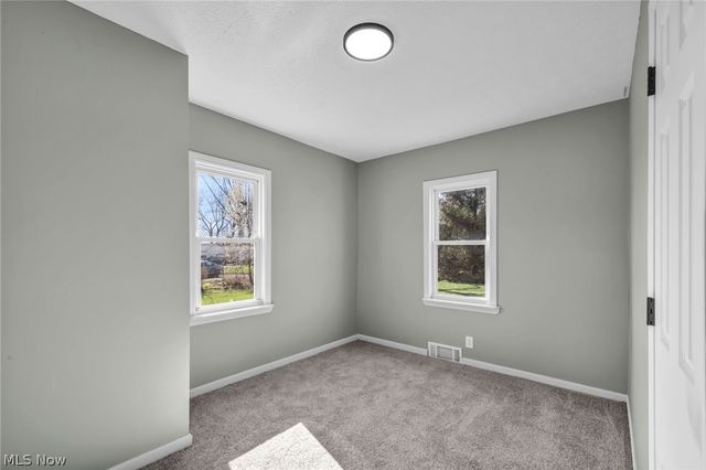 800 Independence Avenue, Akron, OH 44310