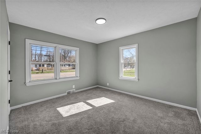 800 Independence Avenue, Akron, OH 44310