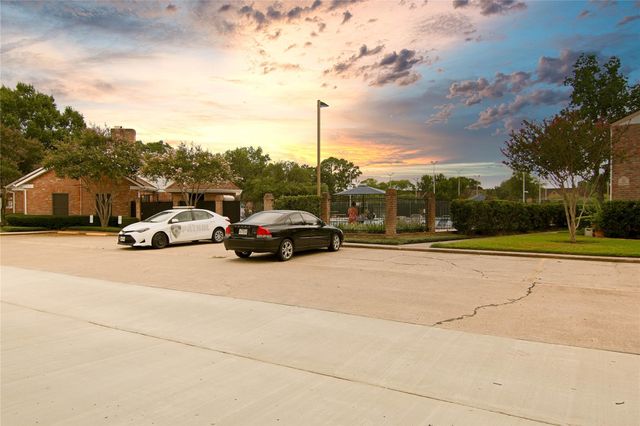 1349 Country Place Drive, Houston, TX 77079