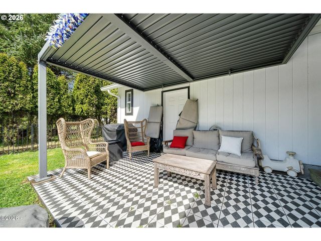 1202 N 1ST Ave, Rockaway Beach, OR 97136