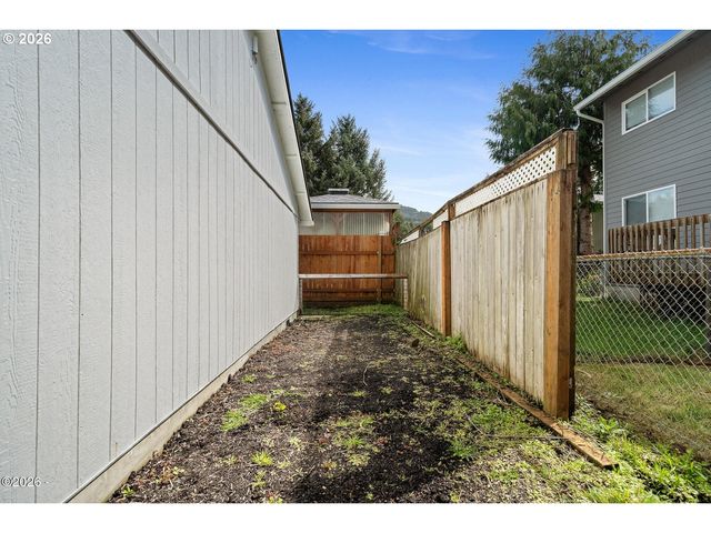 1202 N 1ST Ave, Rockaway Beach, OR 97136