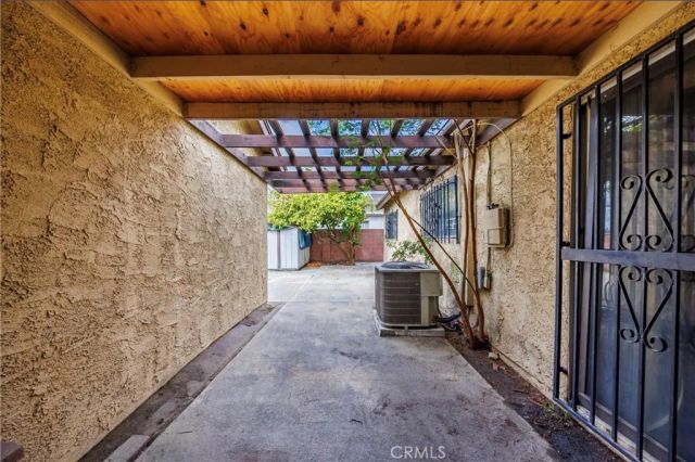 11332 Strathern, Sun Valley, CA 91352