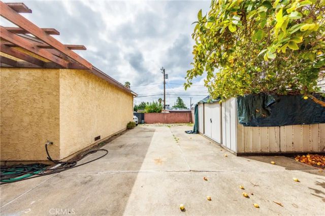11332 Strathern, Sun Valley, CA 91352