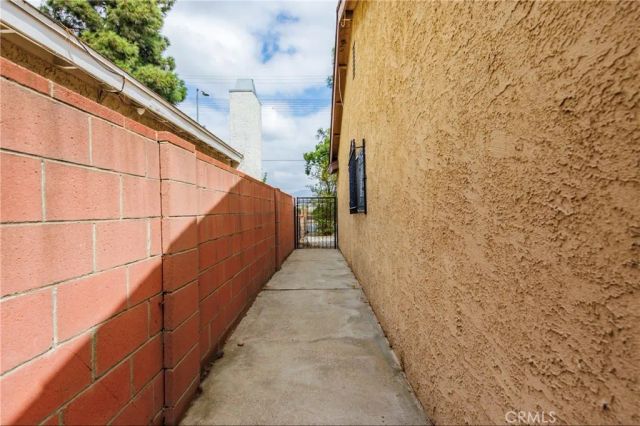 11332 Strathern, Sun Valley, CA 91352