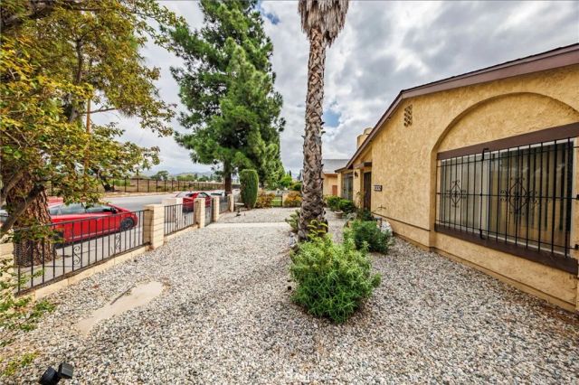 11332 Strathern, Sun Valley, CA 91352