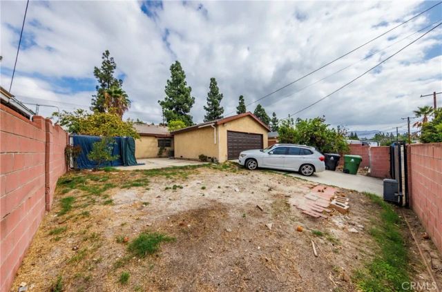 11332 Strathern, Sun Valley, CA 91352