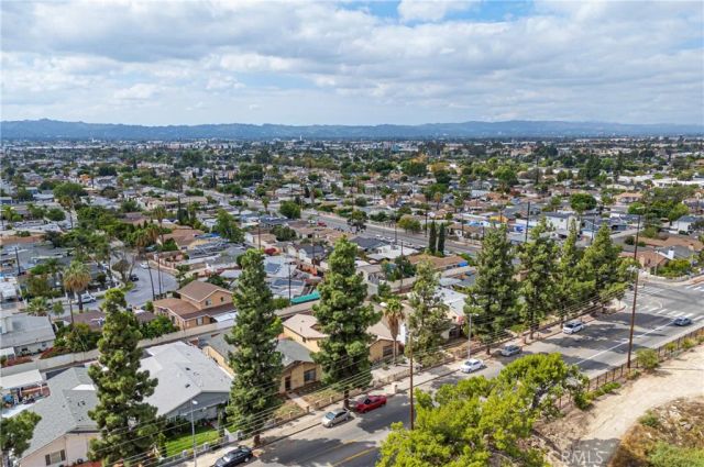 11332 Strathern, Sun Valley, CA 91352