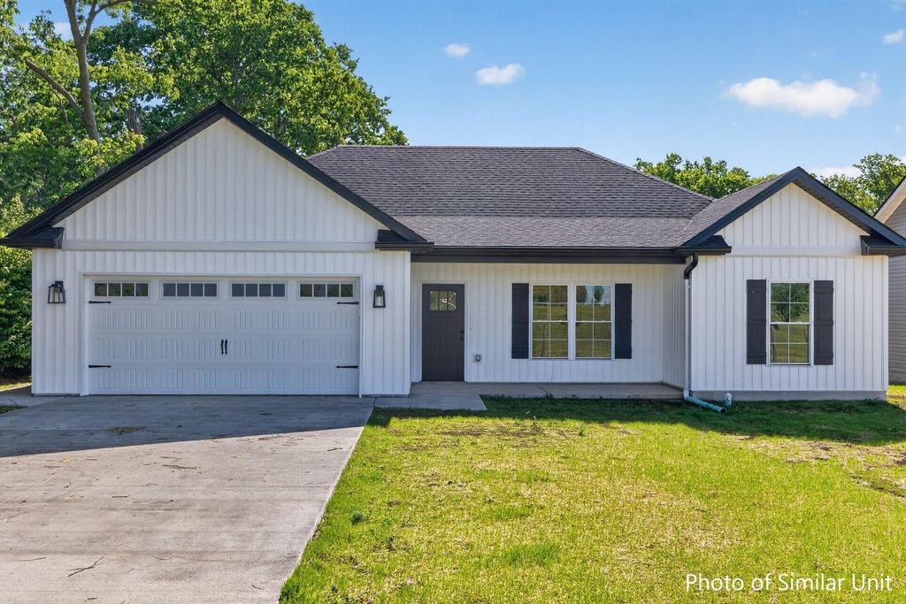 133 Maude Lane, Harrodsburg, KY 40330