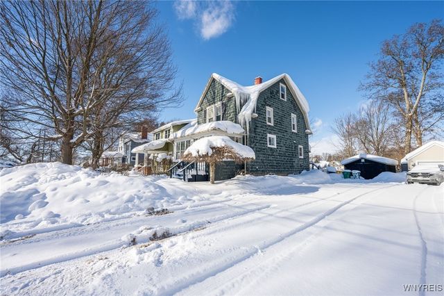 205 Maple Avenue, Hamburg, NY 14075