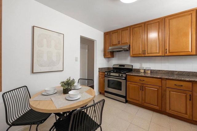 600 Higate Drive, Daly City, CA 94015