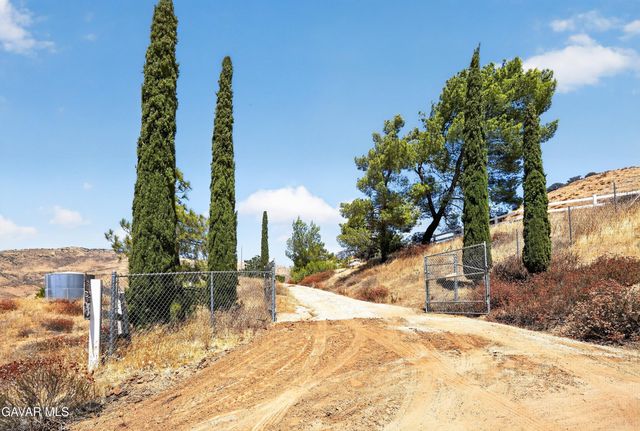 5145 Corradi, Acton, CA 93510