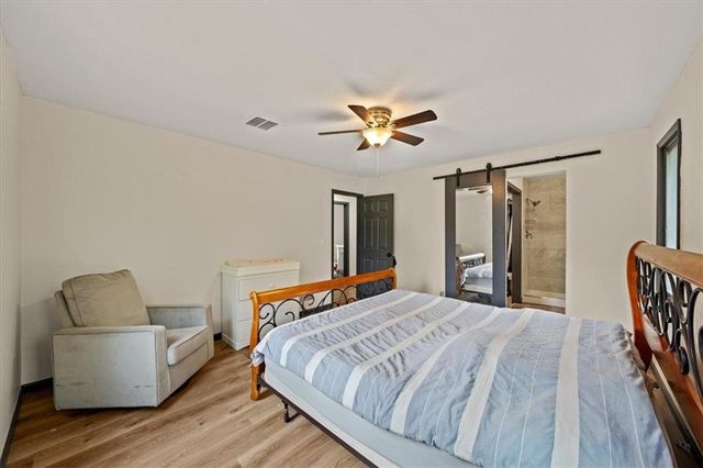 14609 Laquinta Drive, Grandview, MO 64030