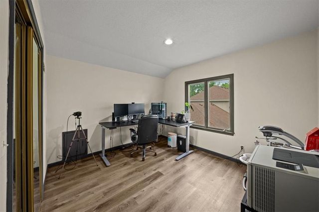 14609 Laquinta Drive, Grandview, MO 64030