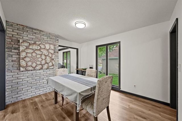 14609 Laquinta Drive, Grandview, MO 64030