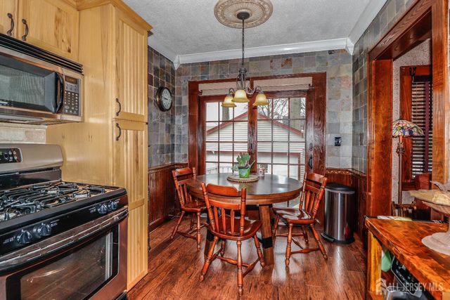 544 W Meadow Avenue W, Rahway, NJ 07065