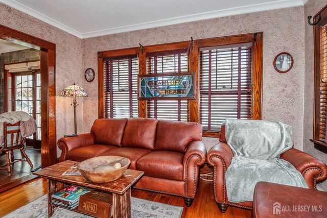 544 W Meadow Avenue W, Rahway, NJ 07065