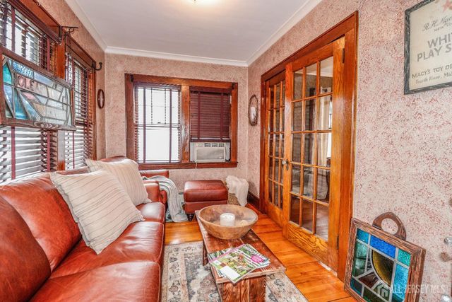 544 W Meadow Avenue W, Rahway, NJ 07065