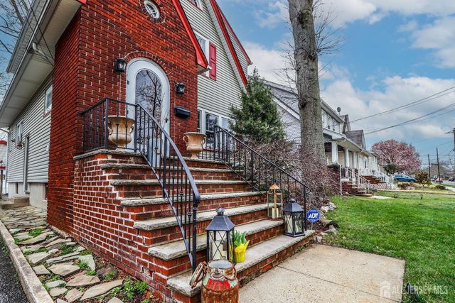 544 W Meadow Avenue W, Rahway, NJ 07065